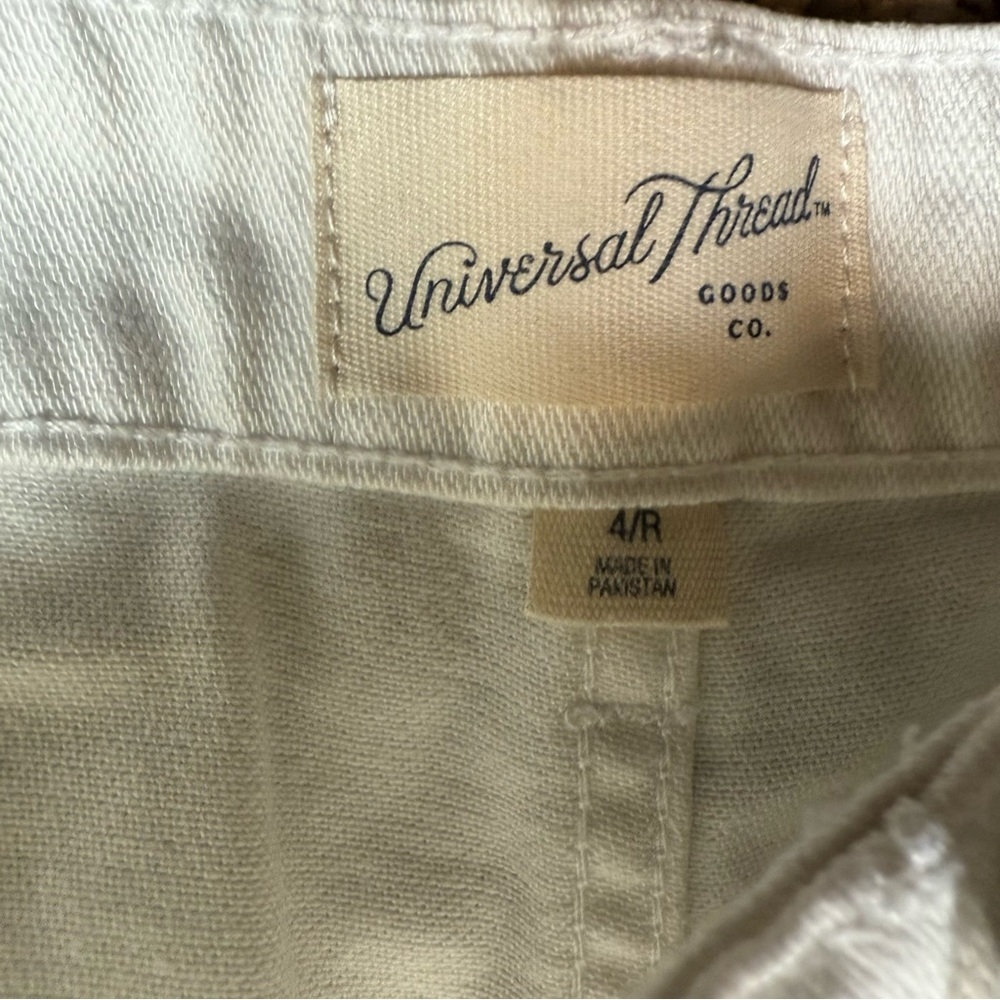 Universal Thread Cargo Boyfriend Fit Cream Colored Jeans Size 4 - Picture 4 of 10